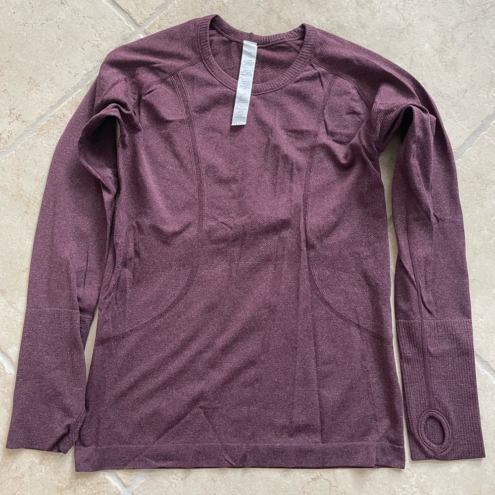 Lululemon Athletica Purple Long Sleeve Fitted Workout Top with Rounded Neckline